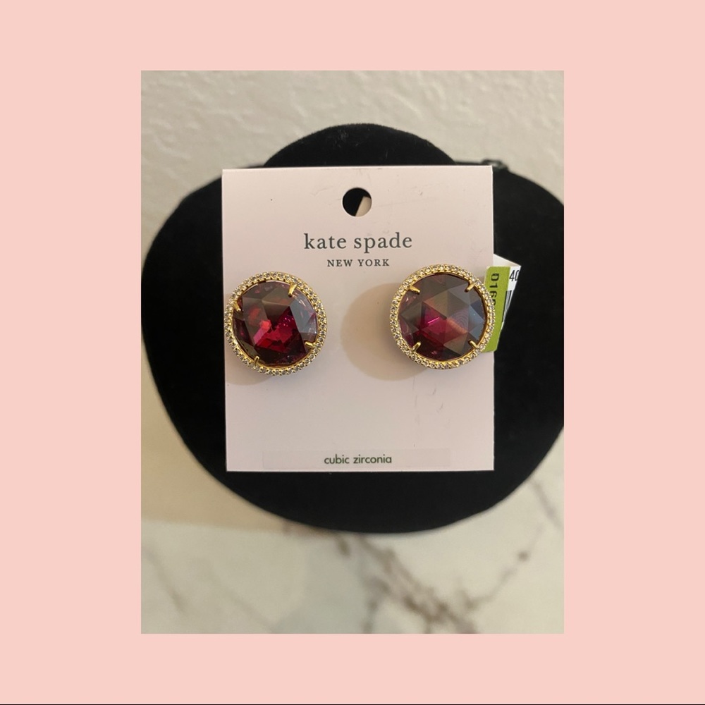 Kate Spade- fuchsia stud earrings NEW